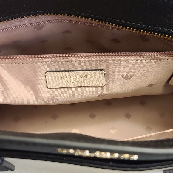 Authentic Kate Spade Purse - Picture 6 of 10